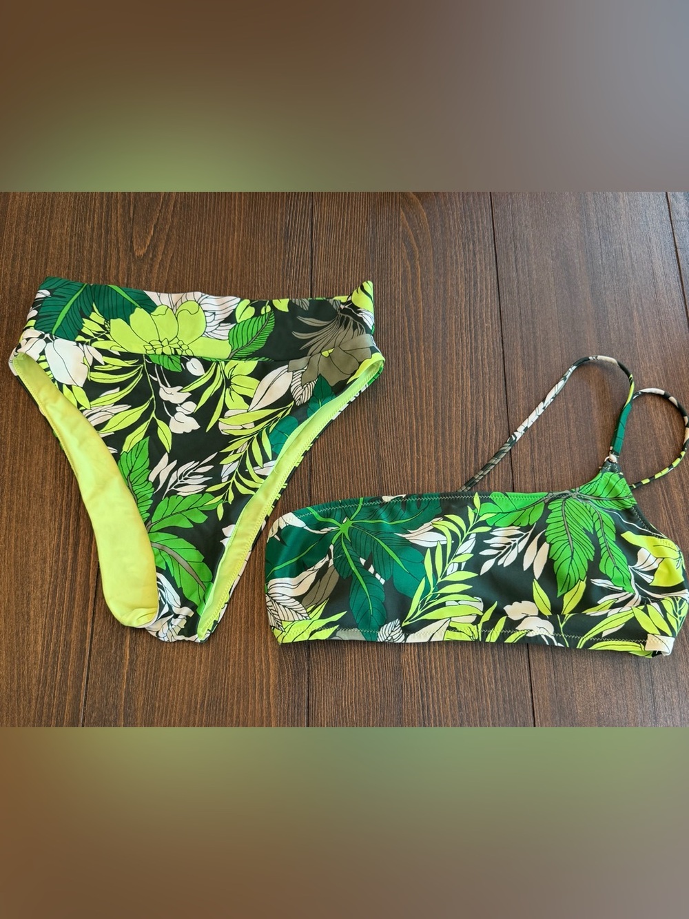 Aerie Bikini Set Swimsuit Size Medium Green Floral